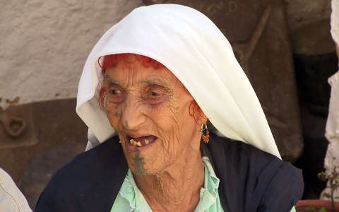 Fatma néni, egy berber faluban valahol Tunéziában