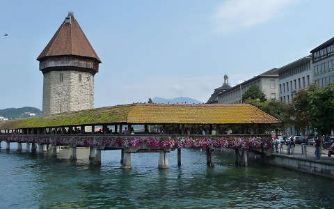 A Kappelbrücke Luzern-ben, Svájc