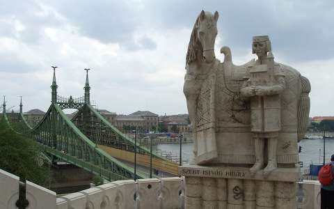 István király a Gellérthegyen, Budapest, Magyarország