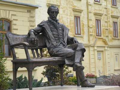 Keszthely Festetics György szobra