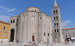 horvátország zadar templom