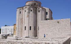 Horvátország-Zadar-Szent Donát templom