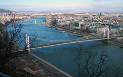 erzsébet híd budapest folyó híd magyarország duna