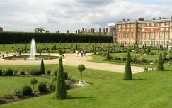 London, Hampton Courti kastély parkja