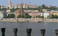 Budapest, Vár látképe a Parlamenttől
