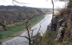 kövek és sziklák bastei-sziklák németország folyó szász-svájc