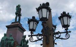 Helsinki főtere, II. Sándor cár szobra