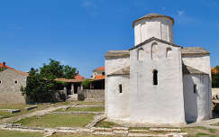 Aenona/Nin, Katedrala sv. Kri¾/ Szent Kereszt-katedrális, Horvátország