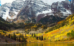 hegy ősz kövek és sziklák tükröződés erdő tó