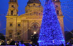 Budapest,Bazilika karácsonyi díszben