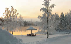Téli folyópart, Svédország