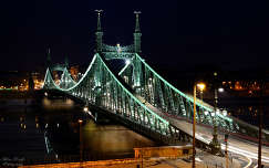 címlapfotó budapest folyó szabadság híd híd éjszakai képek magyarország duna