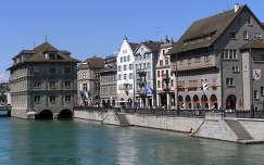 Zürichi városháza a folyón,Svájc