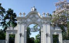 Magyarország, Keszthely, Festetics kastély bejárata