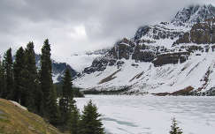 Kanada Alberta-tartomány gleccser a Sziklás-hegységben