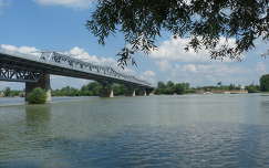 Baja híd, Duna