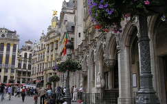 Brüsszeli főtér,jobboldalon a Városháza,Belgium