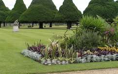 Hampton Court hátsó kert, London, Anglia
