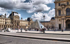 Párizs,Louvre,Franciaország