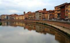 Olaszország, Pisa - Arno-folyó