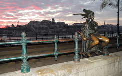 Budapest ,Kis királylány szobra