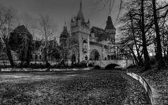 várak és kastélyok vajdahunyad vára budapest fekete-fehér magyarország