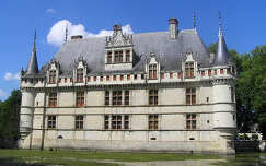 Loire menti kastély Azay-le-Rideau Franciaország