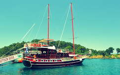 Hook kapitány hajója, Paxos szigeten, Görögország