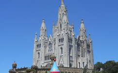 Barcelona - Templom a Tibidabo csúcsán