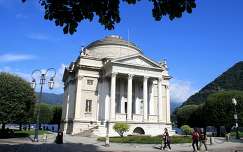 Olaszország - Como, Alessandro Volta sírhelye