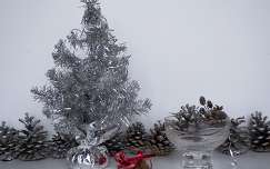 karácsonyfa karácsonyi dekoráció toboz