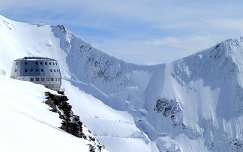 Az új Gouter menedékház (Mont Blanc, Franciaország)