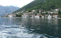 Montenegró.Kotori öböl.