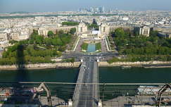 Párizs látképe az Eiffel toronyból