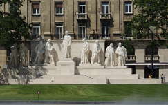 Budapest,Kossuth tér, a Kossuth kormány tagjainak szoboregyüttese