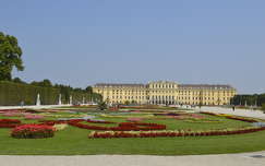schönbrunn-kastély ausztria várak és kastélyok kertek és parkok bécs világörökség