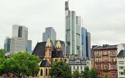 templom felhőkarcoló németország frankfurt