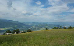 Ausztria