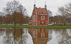 Dég, Festetics-kastély parkja, Hollandi ház