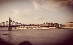 budapest folyó szabadság híd híd magyarország duna