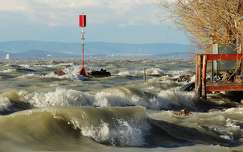 balaton címlapfotó hullám tó magyarország