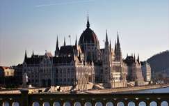 országház budapest magyarország