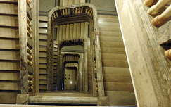 Márvány lépcső, belső tér