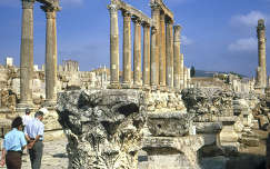Jerash római romjai Jordánia