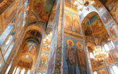 Szentpétervár, a Vérző Megváltó templom mozaikborítása