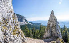 románia hegy kárpátok címlapfotó erdély kövek és sziklák erdő