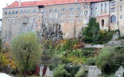 Cesky Krumlov-i várfal