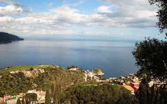 Jón-tenger, Taormina, Szicília