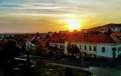 Szerdai naplemente Pécsről