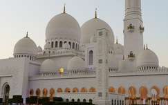 Zájed sejk mecset, Abu Dhabi